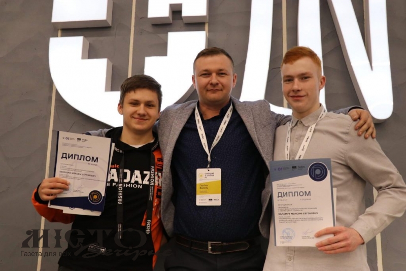 Учень Володимирської гімназії №1 успішно виступив у фіналі Всеукраїнської олімпіади з інформаційних технологій 
