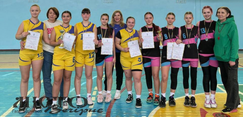 Дівчата з Нововолинська здобули "золото" та "срібло" на Спортивних іграх Волині з баскетболу 3х3 