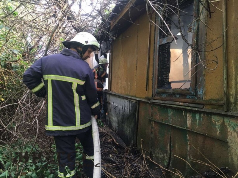 У Володимир-Волинському районі горіла будівля 
