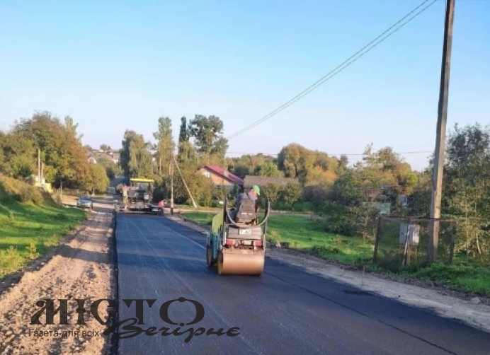 У Локачах ремонтували дорогу 