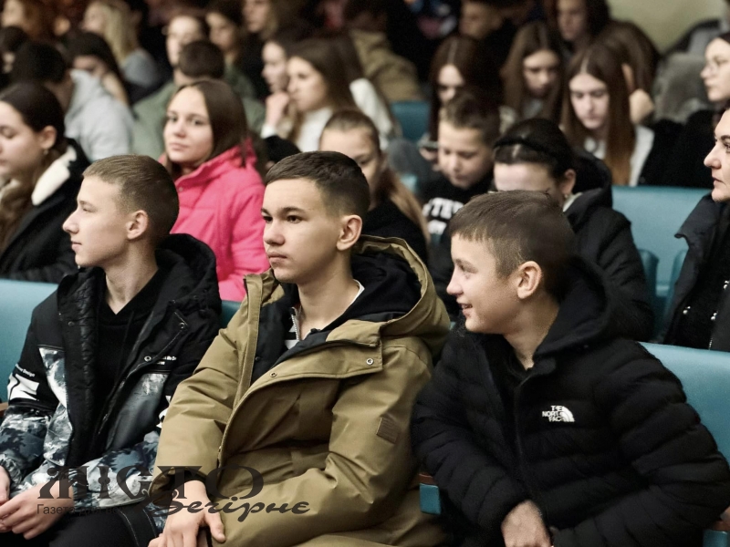 У Нововолинську презентували виставу «Свобода мовити» 
