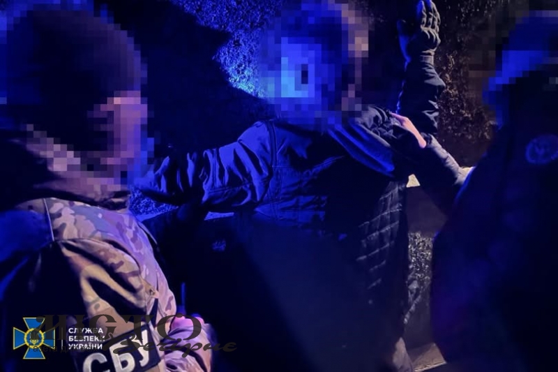 У Володимирі затримали підлітків, які за завданням ФСБ підпалили військовий автомобіль 