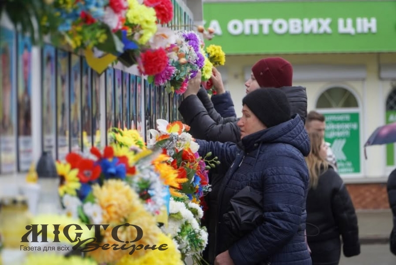 Мешканців Володимирської громади запрошують долучитися до загальнонаціональної хвилини мовчання 