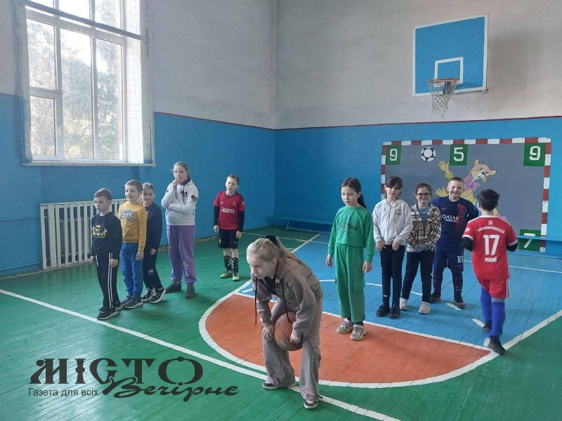 У Козлівській гімназії проходив «День спорту» для дітей 