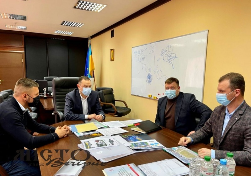 Голови Володимир-Волинської і Нововолинської громад та нардеп Ігор Гузь зустрілися з Міністром молоді і спорту 