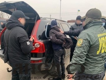 Покарали прикордонника Луцького загону, якого спіймали на хабарі 