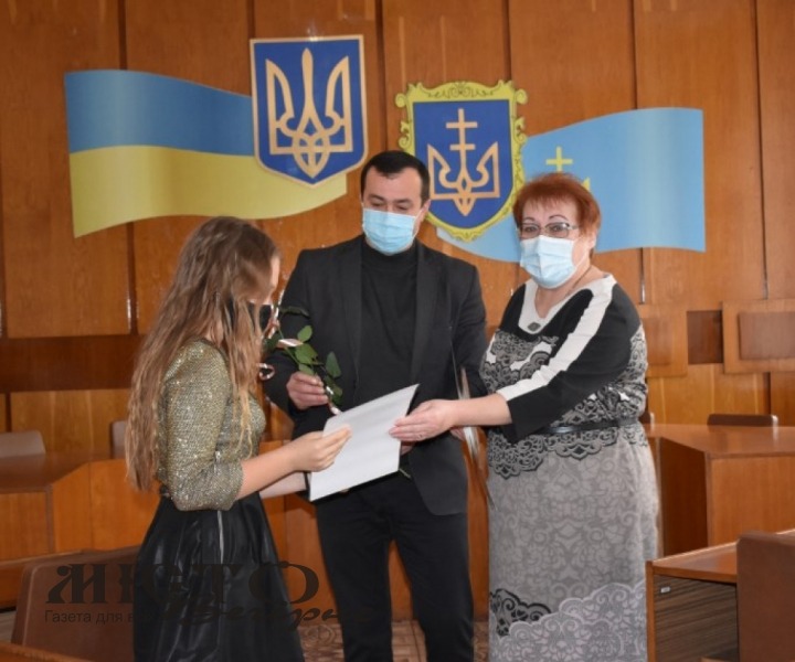 У Володимир-Волинському районі вітали працівників культури та аматорів сцени 