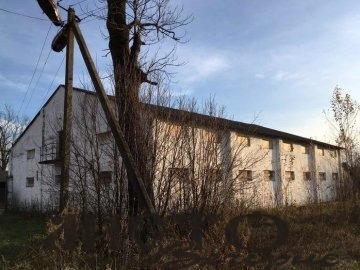 На Волині виявили підприємство, яке без дозволів зберігає 426 тонн відходів 