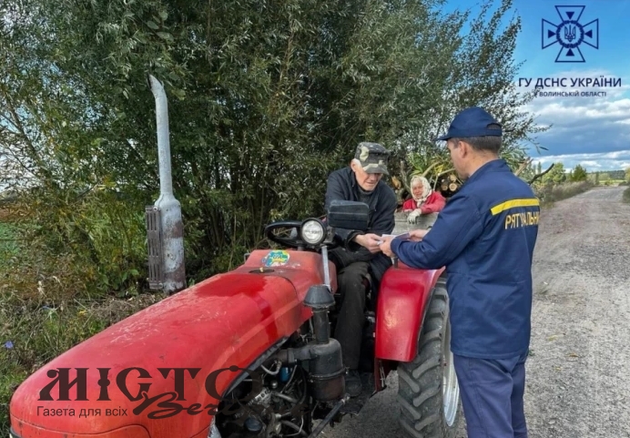 Рятувальники інформують жителів Затурцівської громади з актуальних питань безпеки 