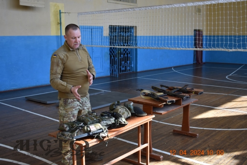 В Іваничах провели заняття з базової підготовки до національного спротиву - новини Володимир-Водинського В Іваничах провели заняття з базової підготовки до національного спротиву