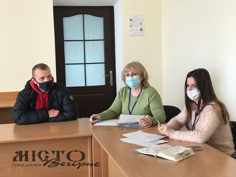 У Володимирі на ярмарку вакансій підбирали водія для хлібозаводу 