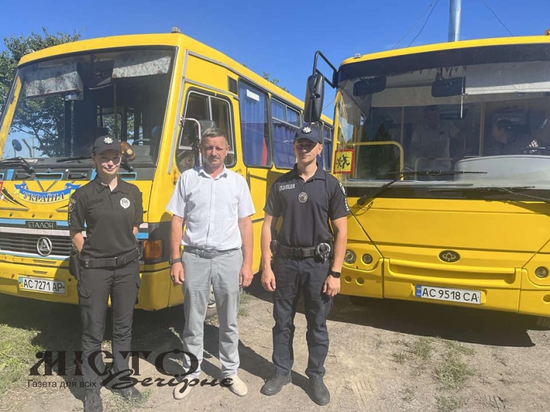 У Павлівській громаді провели планове обстеження шкільних автобусів 