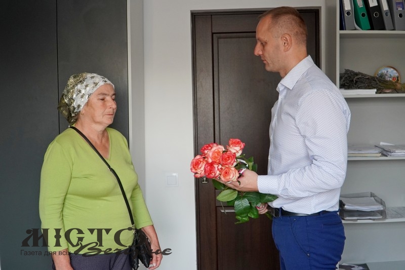 Привітали з днем народження маму загиблого Героя з Володимирської громади 