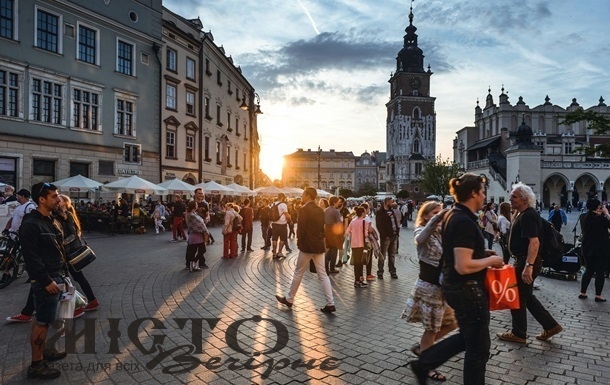 У Чехії шахраї збирали кошти для України, а витратили на розваги 