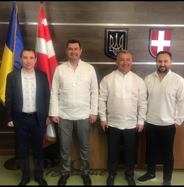 Депутати облради підтримали передачу частини приміщення ліцею “Центр освіти” місту Володимиру-Волинському - новини Володимир-Водинського Депутати облради підтримали передачу частини приміщення ліцею “Центр освіти” місту Володимиру-Волинському