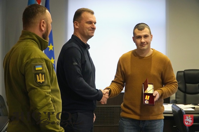  Вручили орден володимирському волонтеру  