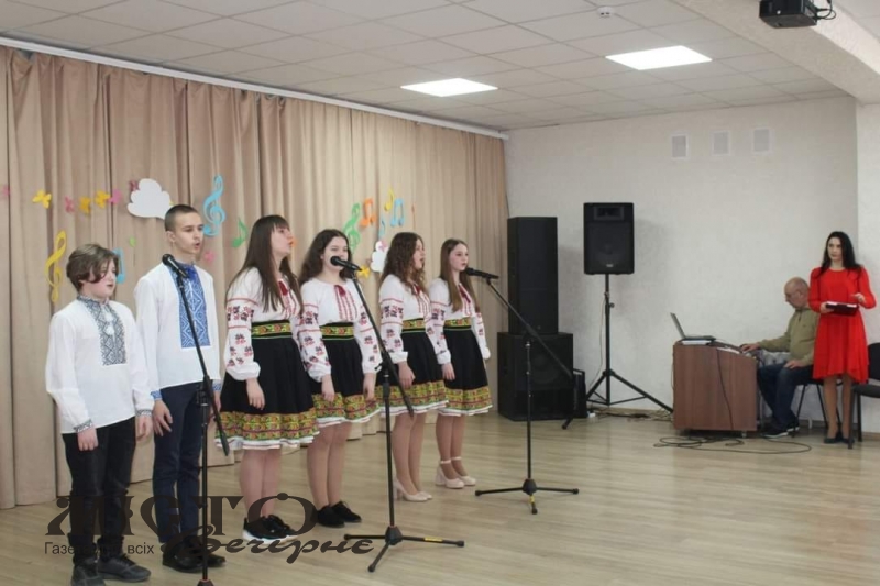 У Володимирі відбувся відбірковий етап обласного конкурсу вокальних ансамблів серед закладів освіти - новини Володимир-Водинського У Володимирі відбувся відбірковий етап обласного конкурсу вокальних ансамблів серед закладів освіти