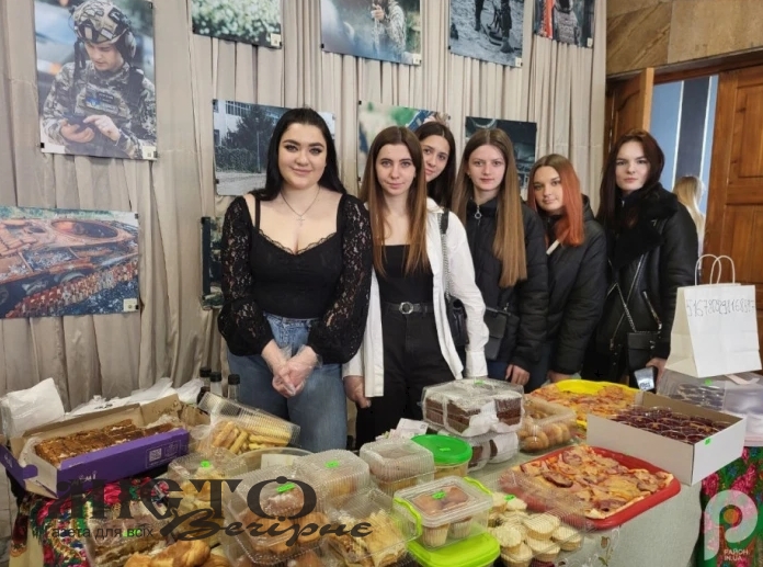 У Володимирі студенти та педагоги педколеджу оранізували благодійний ярмарок 
