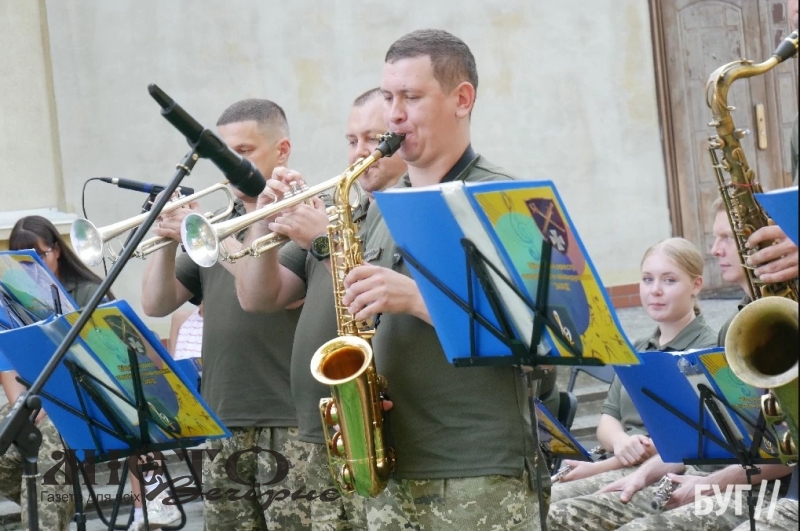 У Володимирі до Дня Незалежності виступив військовий оркестр 