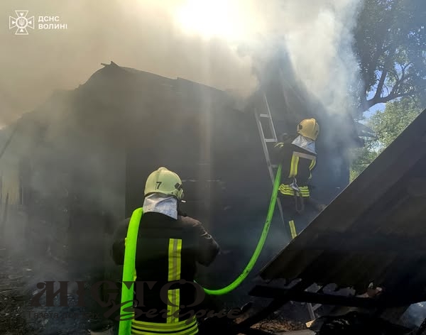 В Оваднівській громаді горів дерев’яний житловий будинок 
