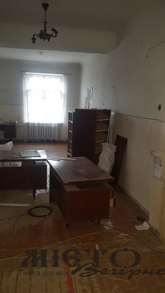 У Нововолинську через аукціюн визначать орендаря комунального приміщення 