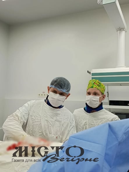 У Володимирському ТМО прооперували чоловіка зі складним переломом стегна 