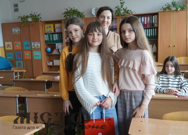 У Володимирі з днем народження привітали доньку загиблого військового 
