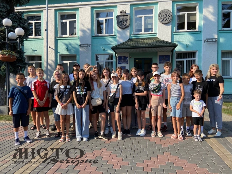 26 дітей з Володимирської громади поїхали на відпочинок у Литву 