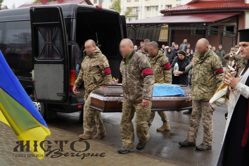 Володимирська громада попрощалась з полеглим солдатом Андрієм Юшком 