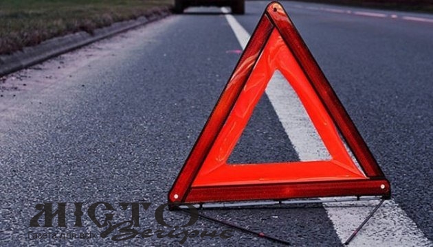 В Устилузькій громаді авто злетіло у кювет: травмувалася 22-річна дівчина 