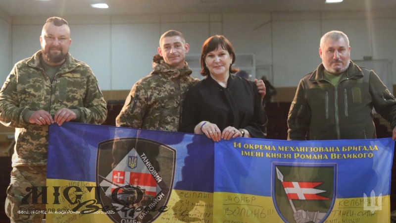 Презентували книгу про подвиги воїнів 14 бригади під час оборони селища Макарів на Київщині 