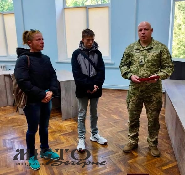 В Оваднівській громаді родинам загиблих Героїв вручили ордени «За мужність» 