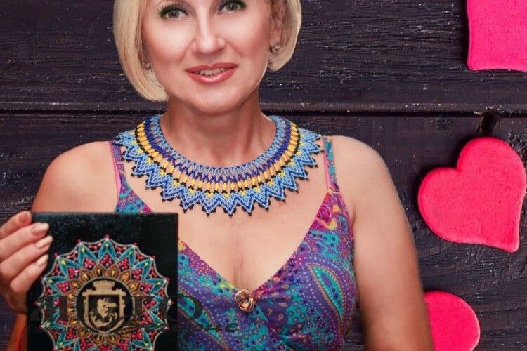 Майстриня з Володимира-Волинського перемогла у конкурсі "Україна єдина" 