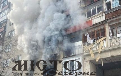 Російська армія обстрілює Луганську область: не може їхати транспорт для евакуації 