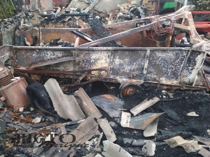 У Володимир-Волинському районі горіла господарська будівля 