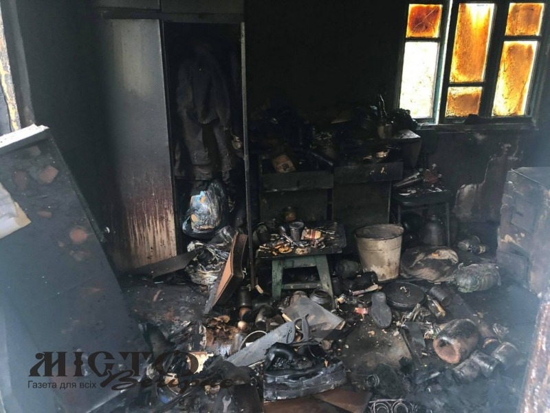 У селі Зимнівської громади внаслідок пожежі у будівлі загинув чоловік 