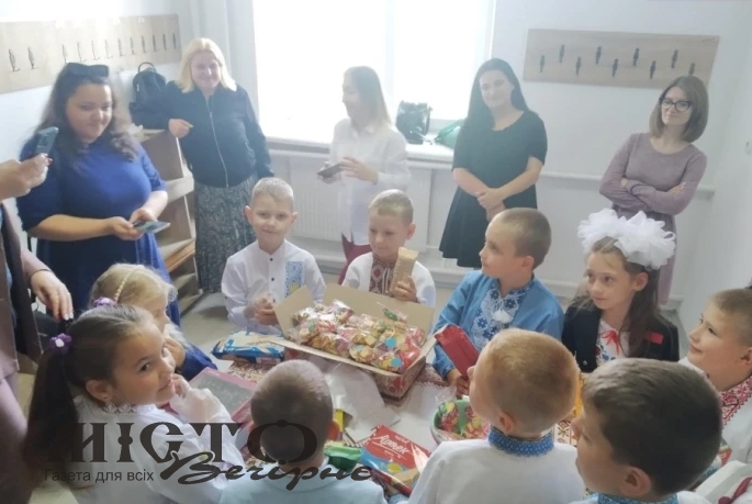 У Володимирі діти передали смаколики для мешканців відділення стаціонарного догляду 