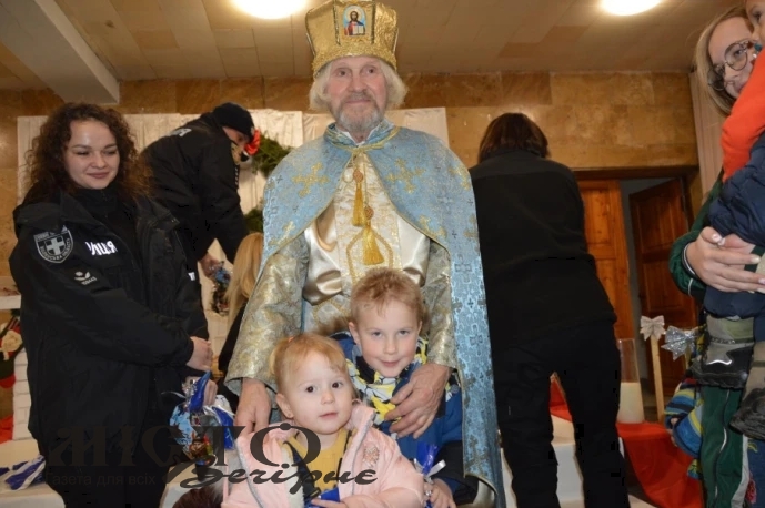 У Володимирі відбувся святковий захід для дітей працівників поліції 