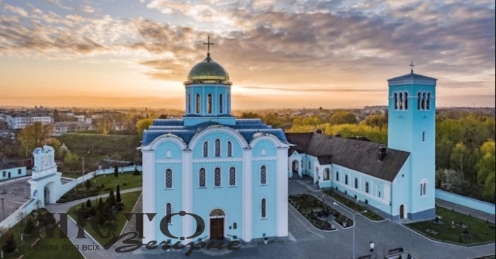 УПЦ МП відмовляється залишати Успенський собор у Володимирі 
