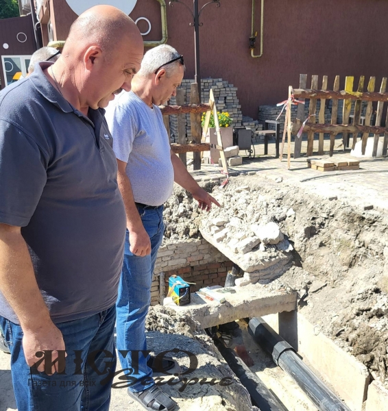 У Володимирі замінюють застарілі теплотраси: готуються до опалювального сезону - новини Володимир-Водинського У Володимирі замінюють застарілі теплотраси: готуються до опалювального сезону