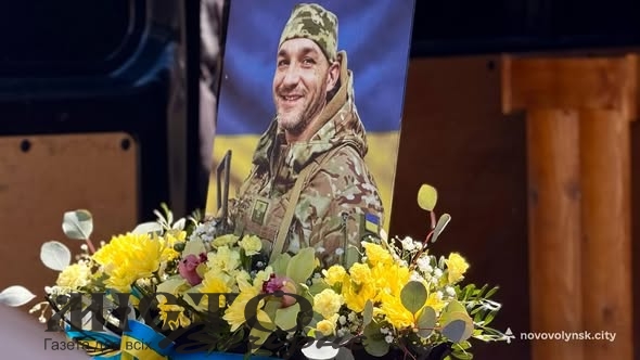 У Благодатному провели в останню дорогу Героя Андрія Кириченка 