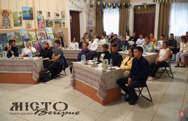 Ігор Пальонка зустрівся з молодими активістами 