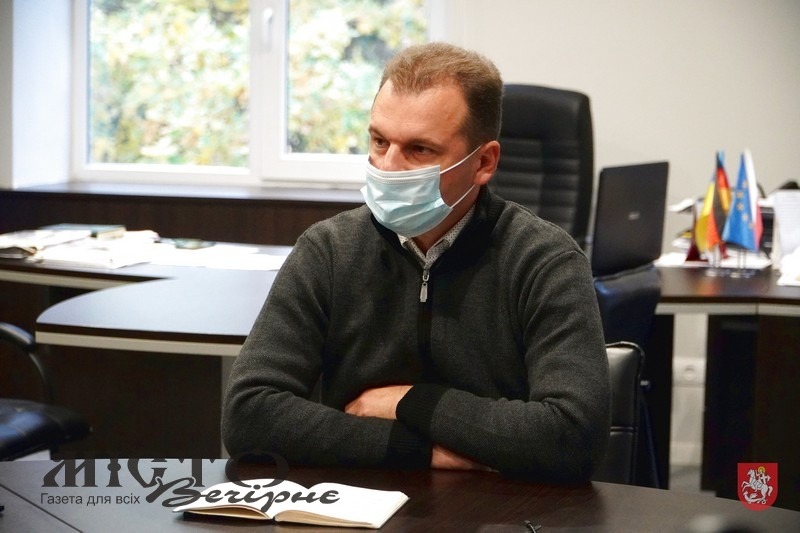 Жахлива ДТП на Зимнівській, аварійний будинок на Драгоманова –  про це говорили журналісти з міським головою 