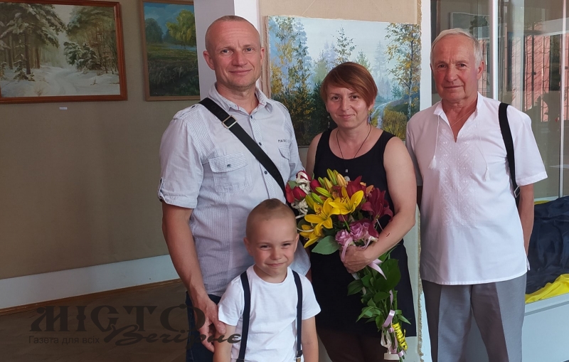 ХУДОЖНІЙ СВІТ СІМ’Ї МИХАЛИКІВ 