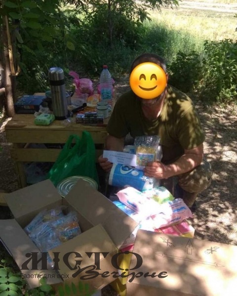 Іваничівські волонтери за чотири місяці передали бійцям на передову близько 12 тисяч порцій сухих супів і борщів 