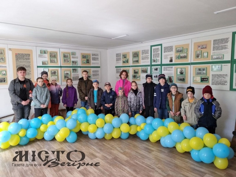 У Литовежі для дітей переселенців провели патріотичний захід - новини Володимир-Водинського У Литовежі для дітей переселенців провели патріотичний захід