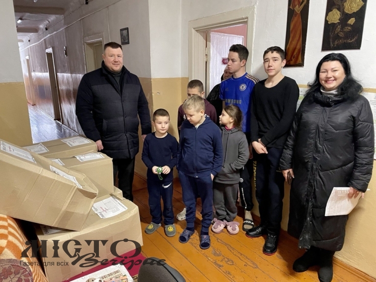 У Нововолинську родинам ВПО передали гуманітарну допомогу 