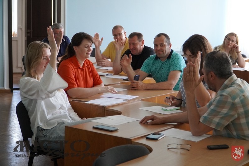 Провели засідання щодо реорганізації закладів освіти 