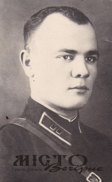 СПОГАД  ПРО  ПІДПОЛКОВНИКА ВАСИЛЯ КОЖЕВНИКОВА 