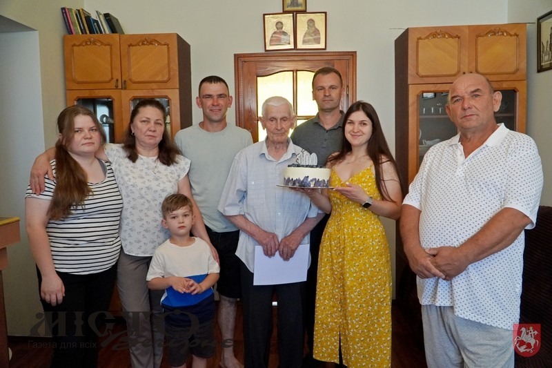 Жителя Володимира привітали зі 100-літнім ювілеєм 